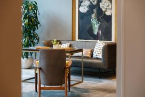 Renaissance Los Angeles Airport Hotel - Dining Options