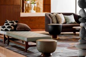 Renaissance Palm Springs Hotel - Location and Nearby Attractions