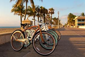 Riptide Oceanfront Hotel - Family-Friendly Accommodations