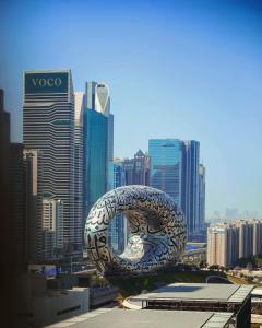 Ritz Carlton DIFC Downtown Dubai - Guest Experiences