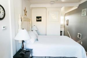 Seaside Laguna Inn & Suites - Policies and Regulations