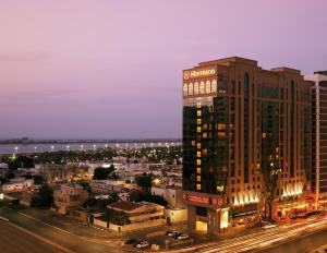 Sheraton Khalidiya Hotel - Dining Options