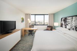 Sheraton Miami Airport Hotel and Executive Meeting Center - Policies and Booking Information
