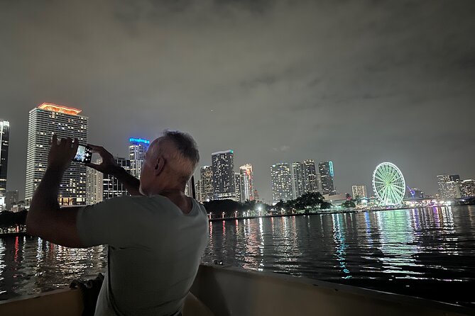 Skyline Millionaire Homes Photo Tour With Photographer in Miami - Pricing Details and Booking Information