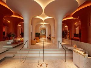 SO/ Paris Hotel - Dining and Culinary Offerings