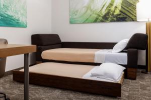 SpringHill Suites by Marriott Sacramento Roseville - Location and Accessibility