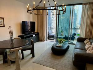 Stunning Fountain View in Downtown, Next to Burj Khalifa Only 5minutes Walk From Dubai Mall - Questions About Your Stay