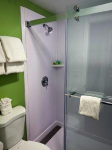 The Aqua Pacific Hotel - Facilities and Services Offered