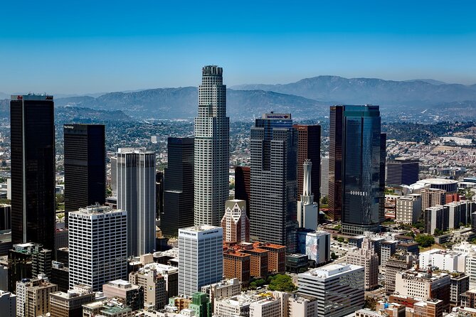The Best of Los Angeles: Private Full-Day Highlights Driving Tour - Discovering the Serene Beaches of Santa Monica