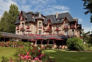 The Castle Marie Louise - Dining and Culinary Offerings