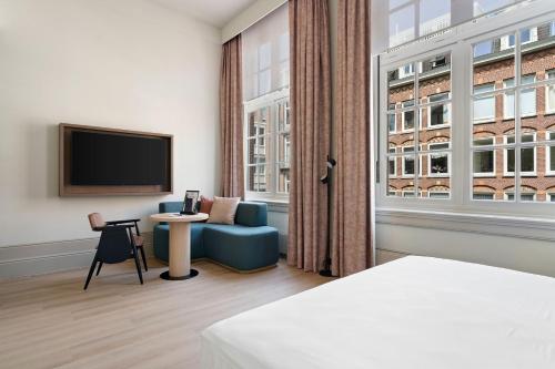 The College Hotel Amsterdam, Autograph Collection - Room Features