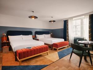 The Hoxton, Lloyd Amsterdam - Nearby Attractions