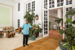 The Palms Hotel & Spa - Room Types and Pricing