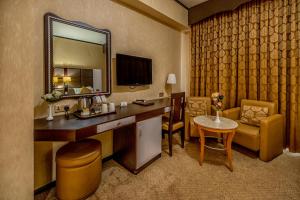 THE PARK HOTEL Formerly Al Jawhara Gardens - Guest Experience and Reviews