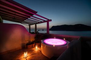 Therasia Resort Sea and SPA - The Leading Hotels of the World - Diverse Dining Experiences