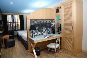 TRYP by Wyndham New York City Times Square - Midtown - Room Types and Features