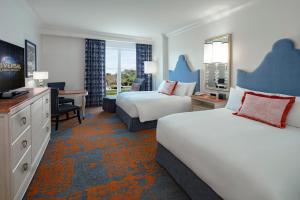 Universals Loews Portofino Bay Hotel - Dining Options