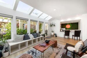 UpValley Inn & Hot Springs, Ascend Hotel Collection - Facilities and Services