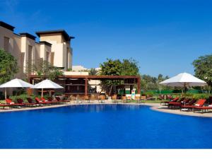 VOGO Abu Dhabi Golf Resort & Spa Formerly The Westin Abu Dhabi Golf Resort & Spa - Dining Options