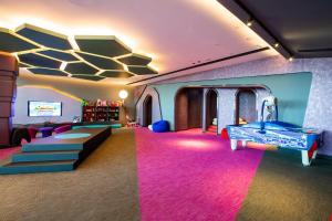 W Dubai - The Palm - On-site Activities and Entertainment