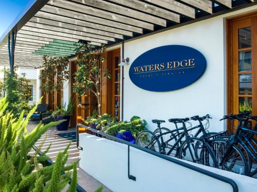 Waters Edge - Policies and Check-in/Check-out