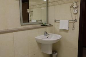Wescott Pearl Hotel Apartments - Location and Accessibility