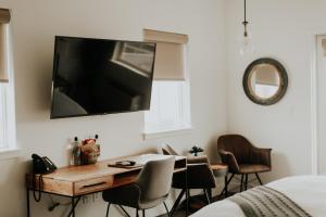 Wine Stone Inn - Policies and Bookings