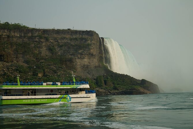 2 - Day USA & Canada Full Experience - Small Group Tour Highlights