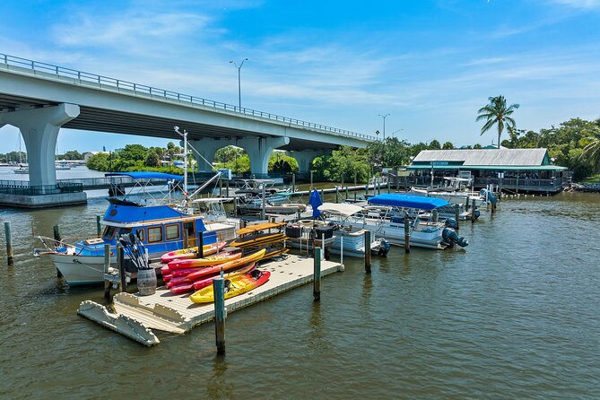 23ft Pontoon Boat Rental - Accessibility Features
