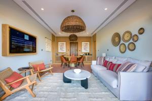 Al Badayer Retreat by Sharjah Collection - Accessibility and Transportation