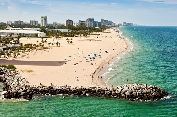 Arrival Private Transfer: Airport FLL to Hollywood Beach in Luxury Car - Reasons to Choose This Transfer
