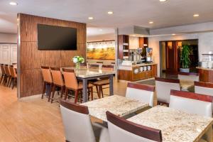 Ayres Suites Yorba Linda/Anaheim Hills - Guest Reviews