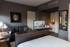 B-aparthotel Kennedy - Business Services