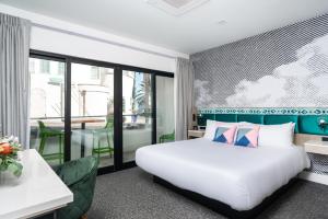 Bellanca Hotel - Nearby Attractions
