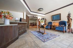 Benbow Historic Inn - Policies and Booking Information