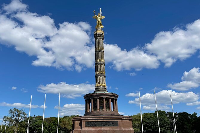 Berlin Private Tour East and West by Car - Exploring the Reunited City