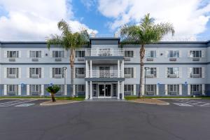 Best Western Colonial Inn - House Rules