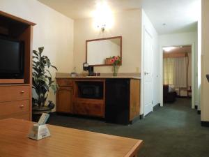 Best Western John Jay Inn - Contact and Additional Information
