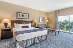 Best Western Plus Bayside Hotel - Dining and Breakfast