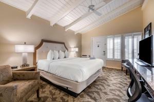 Best Western PLUS Island Palms Hotel & Marina - Location and Accessibility