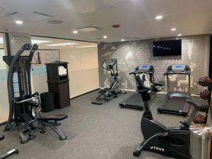 Best Western Plus Soho Hotel - Dining Options