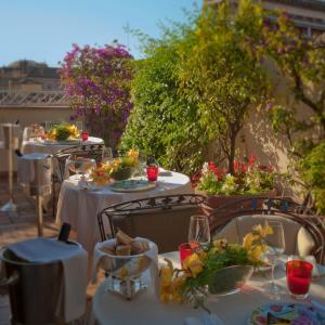 Bio Hotel Raphael - Relais & Châteaux - Policies and Guidelines