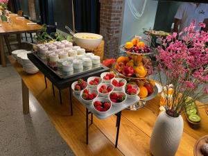 Ca Bonfadini Historic Experience - Languages and Communication Options