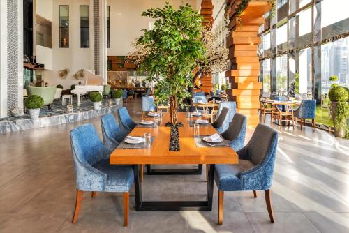 Canal Central Hotel Business Bay - Cancellation and Prepayment