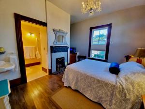 Captains Inn at Moss Landing - Explore the Outdoor Wonders