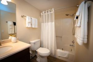 Cedar Cove Resort & Cottages - Nearby Attractions
