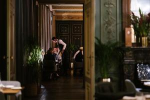 Château St Gerlach - Oostwegel Collection, Member of Relais and Châteaux - Frequently Asked Questions