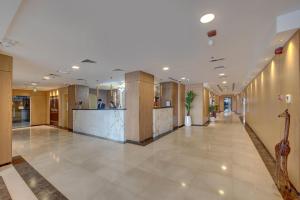 City Stay Premium Hotel Apartments - Transportation and Accessibility