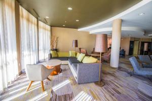 Courtyard by Marriott Merced - Policies and Check-in/Check-out