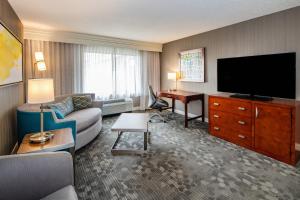 Courtyard by Marriott Oakland Airport - Guest Reviews and Ratings